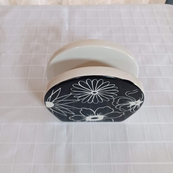 Jay Import Retro Floral Napkin Holder Black/White ~5" High - Picture 5 of 8